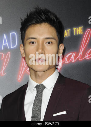 Los Angeles première de "mauvaise fois au El Royale' - Avec des arrivées : Manny Jacinto Où : Los Angeles, California, United States Quand : 22 Sep 2018 Apega/WENN.com Crédit : Banque D'Images