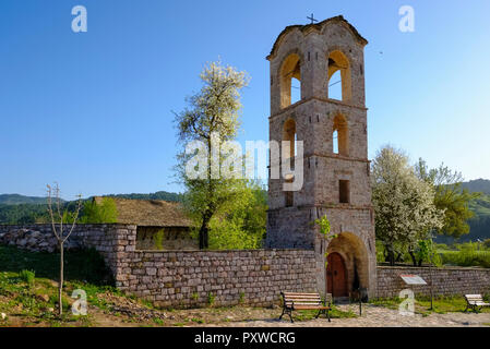 L'Albanie, Qark Korca, Kisha, Voskopoje e Shen Merise, Eglise St Mary, Bell Tower Banque D'Images