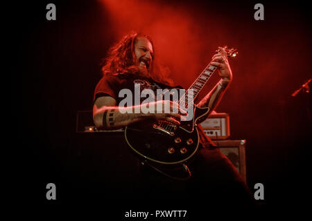 Danemark, copenhague - Octobre 22, 2018. Le groupe de metal américain avenir Usses effectue un concert live à l'hôtel Cecil à Copenhague. (Photo crédit : Gonzales Photo - Peter Troest). Banque D'Images