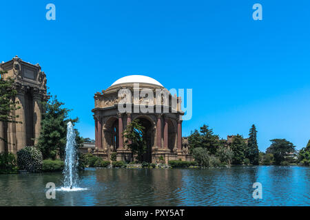 San Francisco,California,USA - Juillet 8, 2018 : le Palais des Beaux-arts dans le quartier du port de plaisance Banque D'Images