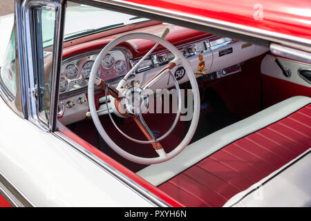 1959 Ford Fairlane 500 intérieur. 1950 American car Banque D'Images