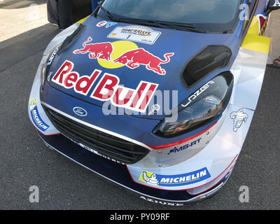 Ford Fiesta RS WRC Rally voiture aussi entraînée par Sébastien Ogier et son copilote Julien Ingrassia montré à Donnington Park race circuit à la RS owners club journée nationale 2017 de frais d'un rassemblement avec battle scars Banque D'Images