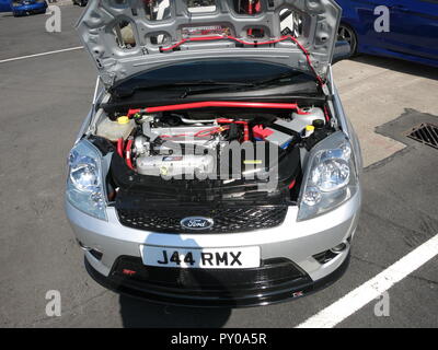 Ford Fiesta Mk6 ST modification indiquée à Donnington Park race circuit à la journée nationale du club propriétaires RS 2017 moteur modifié montre bay Banque D'Images