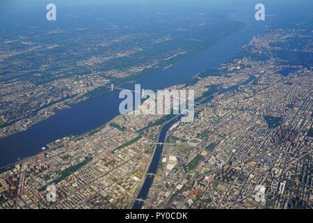 Vue aérienne du pont George Washington sur le fleuve Hudson entre New York et du New Jersey Banque D'Images