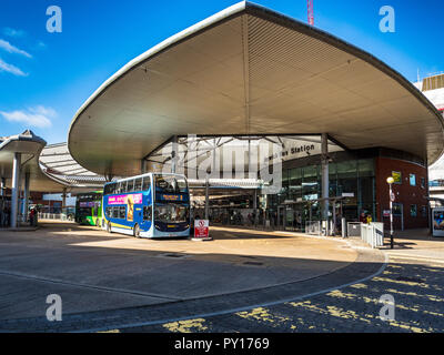 La gare routière de Norwich, dans le centre de Norwich, a ouvert ses portes en 2005. Gagnant du SCALA Civic Building of the Year 2006. Architecte Michael Spicer NPS Banque D'Images