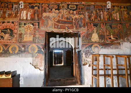 Voir des fresques de l'ancienne église de Saint Michel (1614) dans Tsaritsani, Elassona, Grèce Banque D'Images