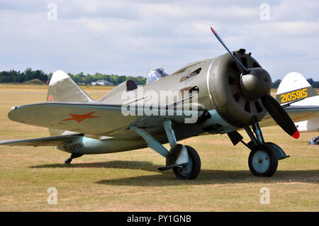 Polikarpov I-16 avions de combat soviétique de conception révolutionnaire. Premier monoplan cantilever à aile basse fighter avec train escamotable Banque D'Images