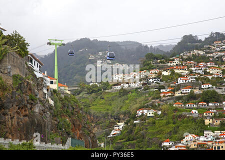 En téléphérique entre Funchal et Monte. L'île de Madère. Portugal Banque D'Images