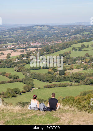 Profiter de la vue sur les collines de Malvern, Worcestershire, Angleterre, RU Banque D'Images