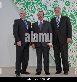 Le ministre canadien de l'Agriculture Gerry Ritz, ministre de l'Agriculture du Mexique, de l'Élevage, du développement rural, de la pêche et de l'alimentation y Martinez Martinez, et le secrétaire à l'Agriculture des États-Unis, Tom Vilsack. Banque D'Images