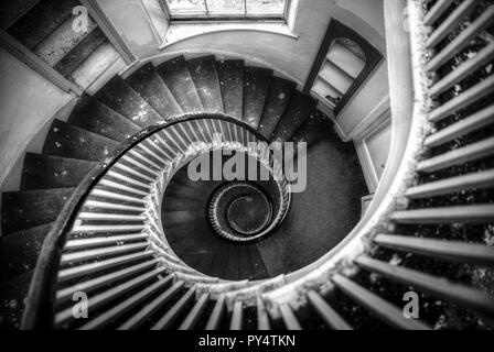 Escalier en spirale, escalier en spirale, escalier en spirale, escalier en colimaçon, escalier escalier Spirale, résumé, noir et blanc, en colimaçon, Banque D'Images