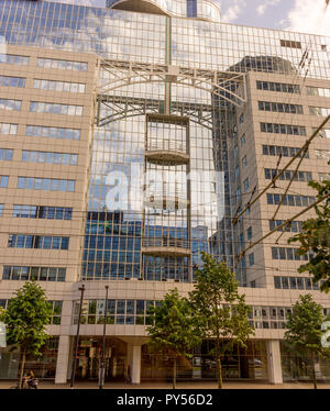 Rotterdam, Pays-Bas - 27 mai : grand verre bâtiment à Rotterdam le 27 mai 2017. Rotterdam est une grande ville portuaire dans la province néerlandaise de holla Banque D'Images