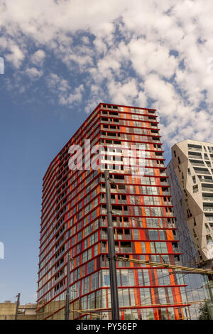 Rotterdam, Pays-Bas - 27 mai : grand verre bâtiment à Rotterdam le 27 mai 2017. Rotterdam est une grande ville portuaire dans la province néerlandaise de holla Banque D'Images