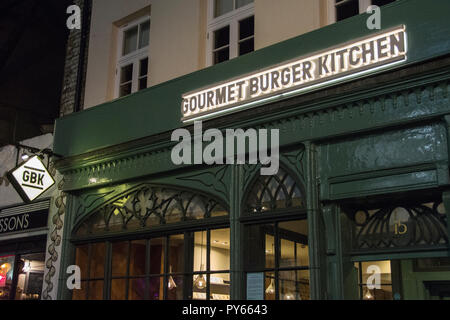 Burger Gourmet en lutte (GBK) sortie de chaîne à Soho, Londres, UK Banque D'Images