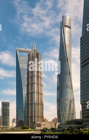 De nouveaux bâtiments dans le quartier Pudong de Shanghai, Chine, Asie Banque D'Images