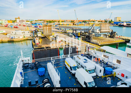 Le port ferry de Portsmouth Continental. Portsmouth, Hampshire, Angleterre, Royaume-Uni, UK, Europe Banque D'Images