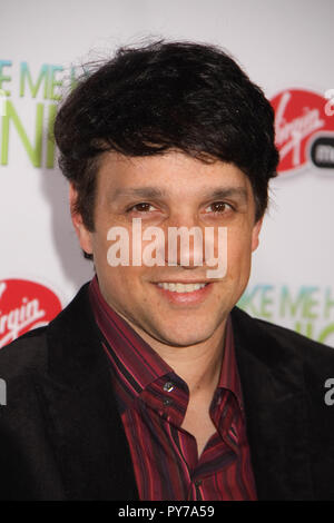 Ralph Macchio 03/02/2011 'Take me Home Tonight' Premiere @ Regal Cinemas L.A. Stade Live 14, Los Angeles Photo de Megumi Torii/HNW / PictureLux (2 mars 2011) Banque D'Images