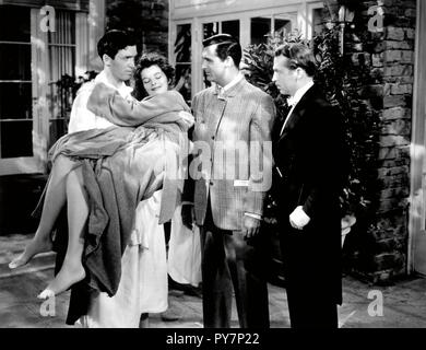 Titre du film original : The Philadelphia Story. Titre en anglais : The Philadelphia Story. Année : 1940. Réalisateur : GEORGE CUKOR. Stars : Cary Grant, James Stewart, Katharine Hepburn. Credit : M.G.M / Album Banque D'Images