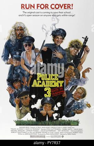 Titre original : POLICE ACADEMY 3 : RETOUR DANS LA FORMATION. Titre en anglais : POLICE ACADEMY 3 : RETOUR DANS LA FORMATION. Année : 1986. Réalisateur : JERRY PARIS. Credit : Warner Brothers / Album Banque D'Images