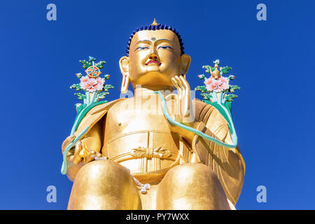 Le grand Maitreya ou futur Bouddha au monastère de Likir ou Likir Gompa, Ladakh, Inde Banque D'Images