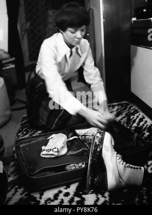 La patineuse artistique allemande Dagmar Lurz le 19 janvier 1976 dans la maison des parents de la région de Dortmund. La fille d'un steelworksman Westfalenhuette à Hoesch AG a été un succès aux Jeux Olympiques, aux Championnats du monde et d'Europe. Dans le monde d'utilisation | Banque D'Images