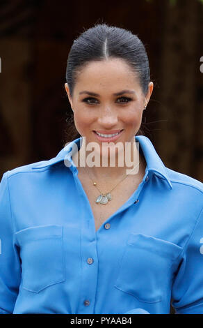 La Duchesse de Sussex au cours d'une visite à Tupou College à Tonga le deuxième jour de la visite du couple royal à Tonga. Banque D'Images