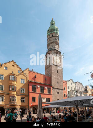 L'Autriche, Innsbruck Hôtel de ville historique (construit en 1358) dans le quartier historique de Herzog-Friedrich Strasse town Banque D'Images