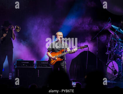 Level 42 avec Mark King effectuant au Royal Albert Hall Banque D'Images