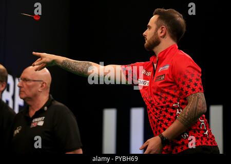 Dortmund, Allemagne. 25 octobre, 2018. firo : 25.10.2018, Dart, PDC, Unibet Championnat européen de fléchettes 2018, Dortmund Joe Cullen (FRA), DART, jeter la moitié de la figure, l'utilisation de crédit dans le monde entier | : dpa/Alamy Live News Banque D'Images