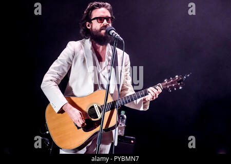 Gateshead, Royaume-Uni. 26 octobre 2018. Le Père John Misty (Josh Tillman) effectue au Sage Gateshead le 26 octobre 2018. Crédit : Thomas Jackson/Alamy Live News Banque D'Images