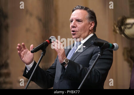 Montréal, Canada. 27 octobre 2018. Le Premier ministre élu François Legault lors d'une conférence de presse à l'hôtel de ville.Credit:Mario Beauregard/Alamy Live News Banque D'Images