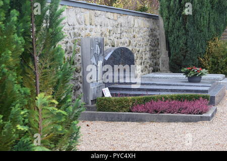 Un lieu de sépulture 1922 au Cimetière Notre-Dame à Luxembourg et la dernière demeure de Friedrich Wilhelm Voigt, "Der Hauptmann von Köpenick" Banque D'Images