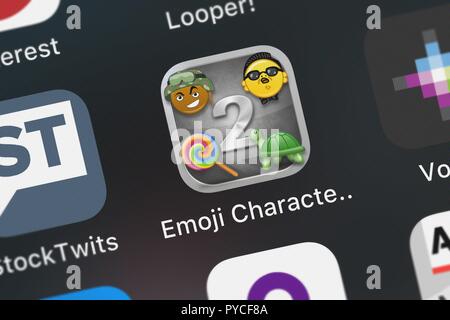 Londres, Royaume-Uni - 26 octobre 2018 : Gros plan de l'Organe Studios's popular app caractères Emoji et Smileys. Banque D'Images