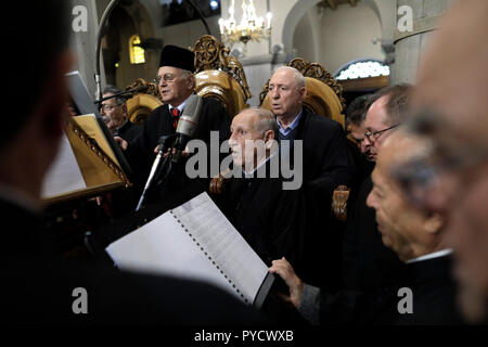 Doxologie, à l'église de la Saint-dimitri, le saint patron de Thessalonique, Grèce Le 26 octobre 2018. Banque D'Images