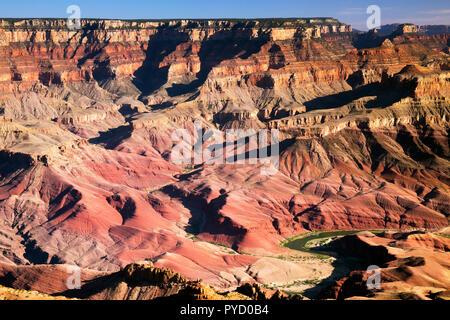 Colorado River taillé Le Parc National du Grand Canyon, Arizona Banque D'Images