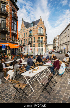 Café-bar situé dans quartier du Sablon, Bruxelles Banque D'Images