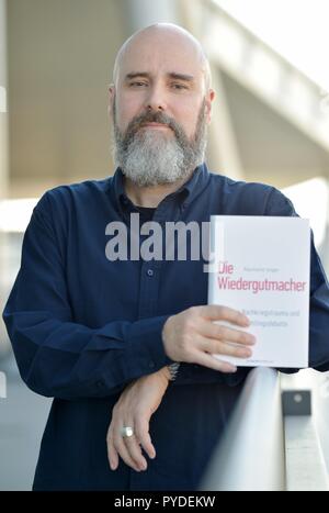 Raymond Unger en octobre 2018 au Salon du livre de Francfort. Dans le monde d'utilisation | Banque D'Images