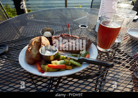 Ribeye Steak dîner au restaurant Cheaha, Cheaha State Park, New York Banque D'Images