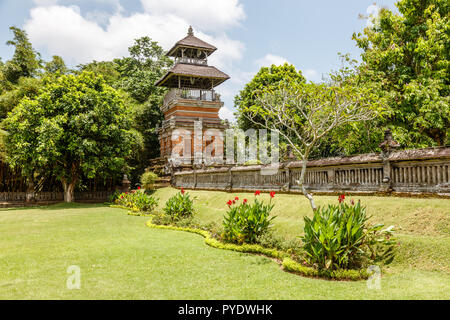 Balle kulkul au temple Pura Taman Ayun Mengwi, Badung Regency, Bali, Indonésie Banque D'Images