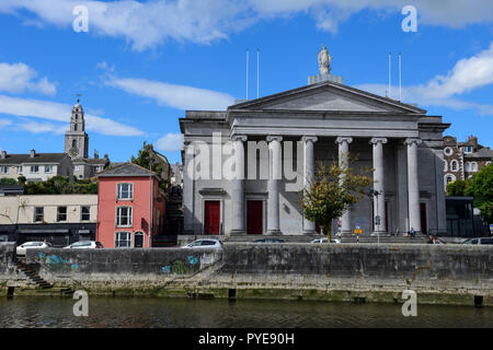 St Mary's église dominicaine, Popes Quay sur la rivière Lee, à Cork, County Cork, République d'Irlande Banque D'Images