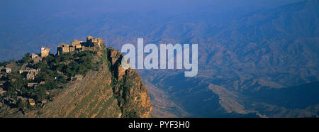 Le Yémen, montagnes centrales, village autour de Al Mahwit. Banque D'Images