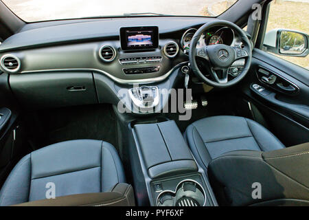 Hong Kong, Chine Feb 12, 2018 : Mercedes-Benz V-Class 2018 Feb 12 2018 de l'Intérieur à Hong Kong. Banque D'Images