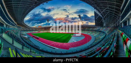 Minsk, Belarus - Okt 3, 2018 : vue de l'intérieur du Stade olympique national en Dinamo Minsk, Bélarus. terrain du Dinamo Minsk, Bélarus et la nationa Banque D'Images