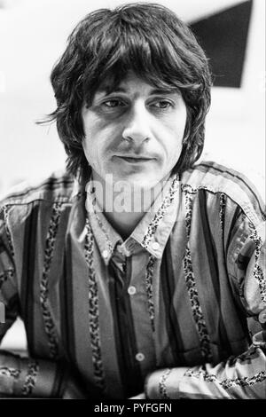 Archives 80 : Xavier Lemire, l'ONG Handicap International, Lyon, France Banque D'Images