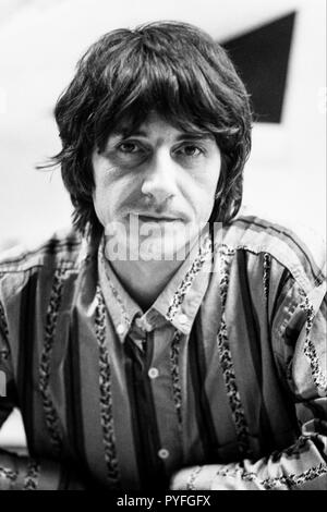 Archives 80 : Xavier Lemire, l'ONG Handicap International, Lyon, France Banque D'Images