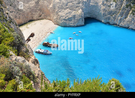 Smuggler's shipwreck en hêtre de Navagio, Zante Banque D'Images