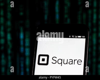 Square, Inc. logo vu affichée sur téléphone intelligent. Square, Inc. est une société de services financiers, les services marchands agrégateur, et de paiement mobile company Banque D'Images