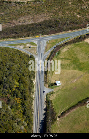 Intersection des routes 5 et 38, près de Rotorua, île du Nord, Nouvelle-Zélande - vue aérienne Banque D'Images