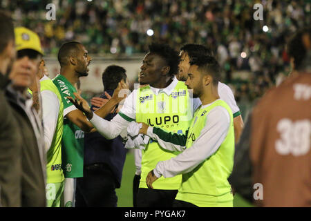 SC - Chapeco - 10/27/2018 - 2018, un Brésilien Chapecoense x Am rica-MG - dvd d'Am rica-MG Paul pendant l'émeute à la fin du match contre l'Arène Chapecoense Conda Arena pour le championnat brésilien UN 2018. Foto : Renato Padilha / AGIF Banque D'Images