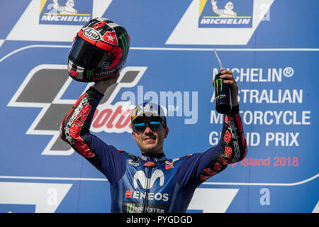 Melbourne, Australie. Dimanche, 28 octobre, 2018. Phillip Island, Australie. Maverick Vinales célèbre la victoire à l'Australian Motorcycle Grand Prix. Credit : Russell Hunter/Alamy Live News Banque D'Images